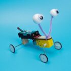 StemWizz Reptile Robot assembly – award-winning Educational STEM toys Ireland